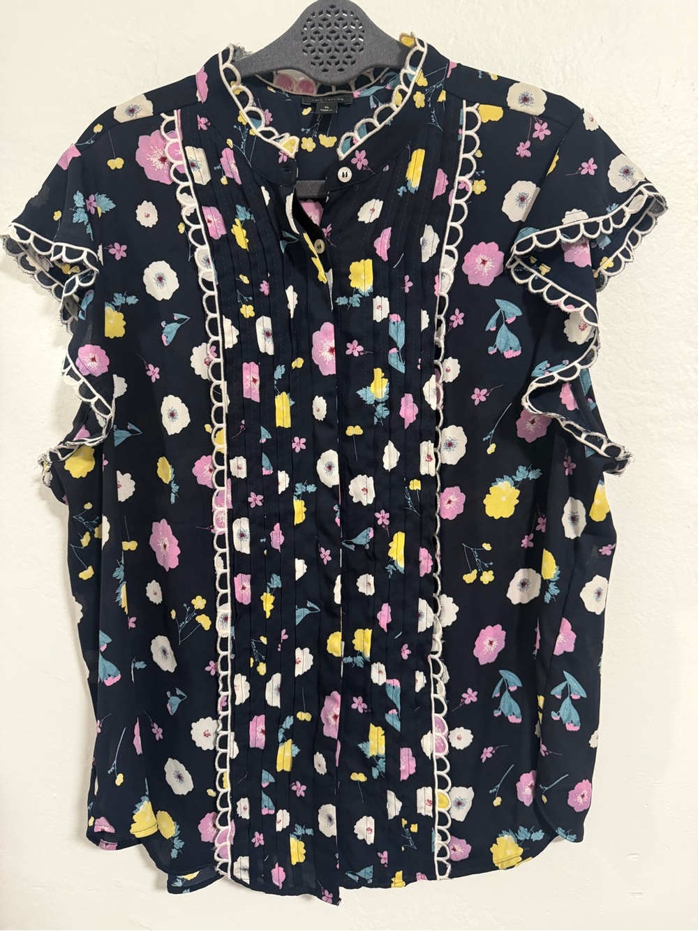 Ann Taylor Navy Floral Flutter Sleeve Scallop Trim Blouse XL